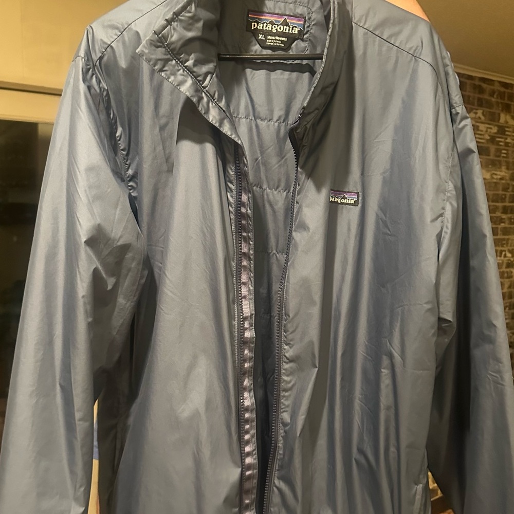 Blue Patagonia Jacket - Waterproof - XL - NEW - hidden inside breast pocket